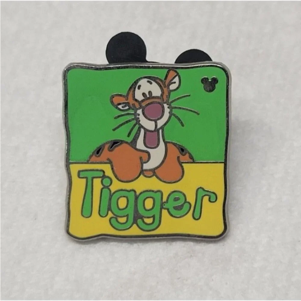Disney Hidden Mickey Trading Pin Tigger Winnie The Pooh 3 of 5 Authentic